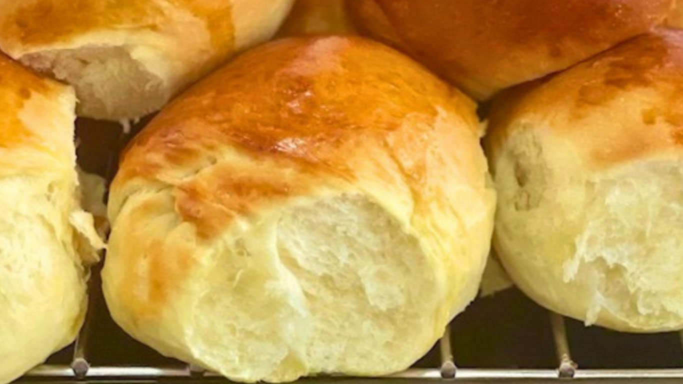 Pão de Leite que Derrete na Boca: Receita Fofinha, Fácil e Irresistível